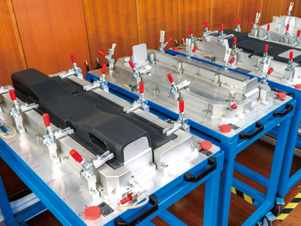 檢測(cè)設(shè)備